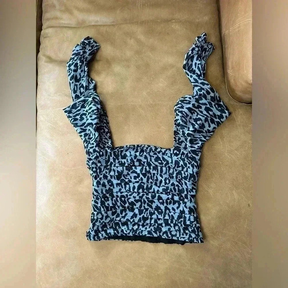 ZARA Women's Blue Animal Print Balloon Long Sleeve Pleated Crop Blouse Top Sz S - Picture 11 of 11